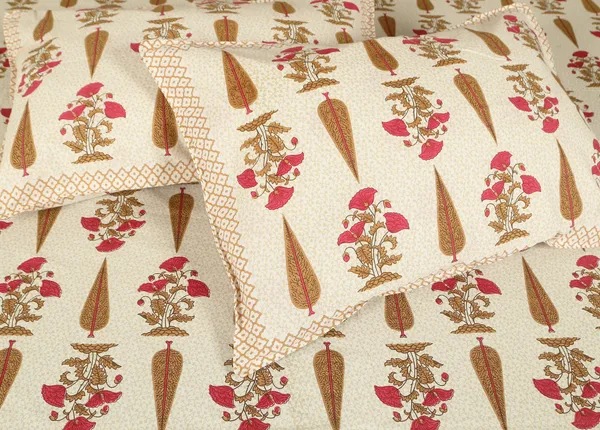 Orange_Cotton_Rajwada_Empire_Bloom_Double_Bedsheet_With_Pillow_Cover_108_X_108_Cm
